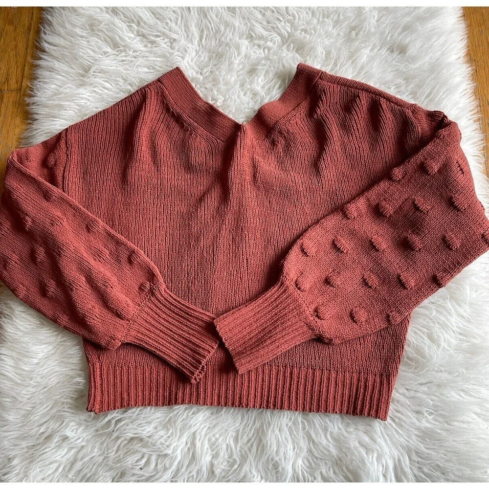 Moon and Madison Women’s Size XS Rust Cropped Sweater FLAW - Picture 4 of 8